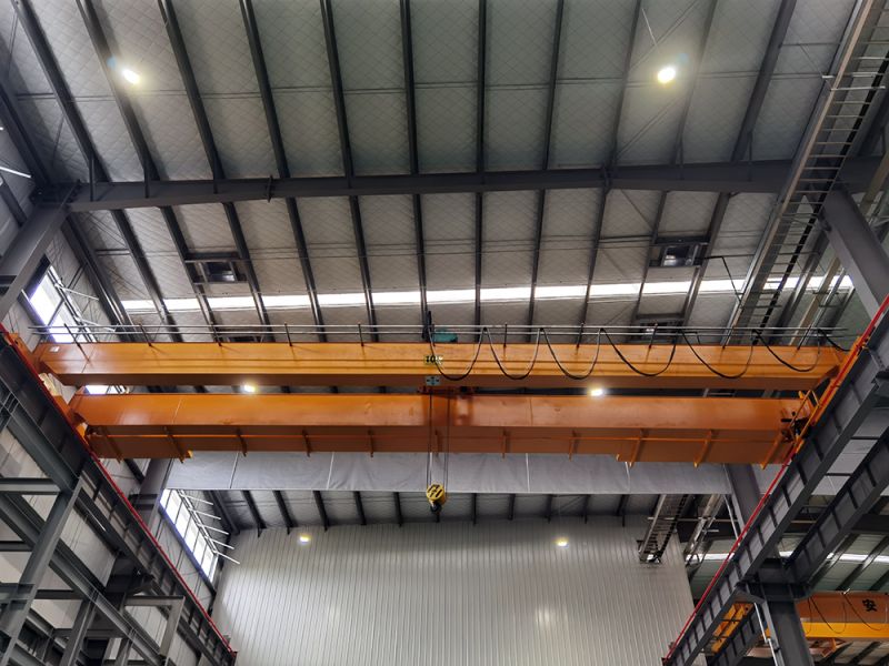 雙梁橋式起重機(jī)